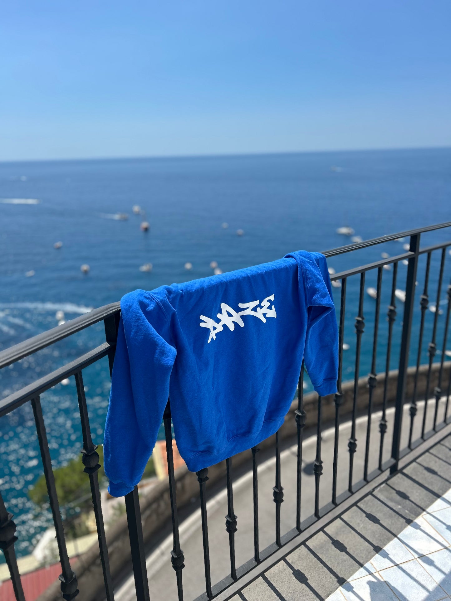 Daze Hoodie - Blue